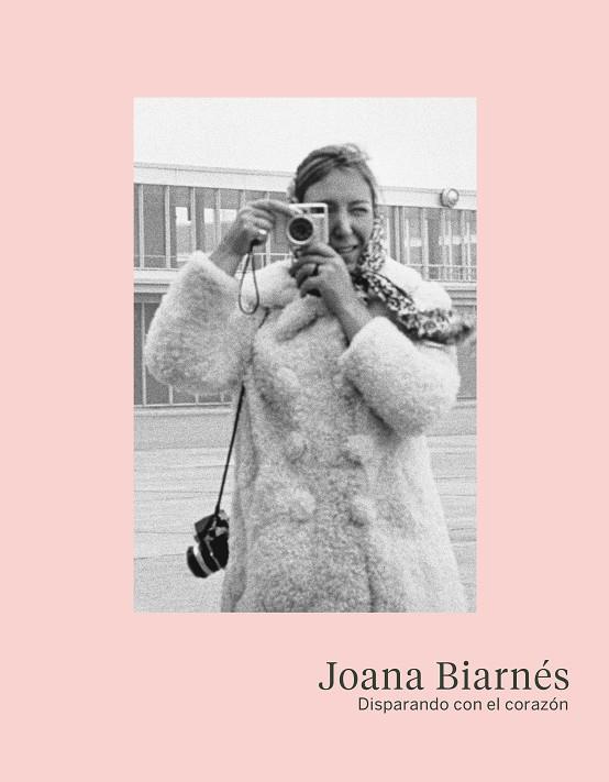 JOANA BIARNÉS. DISPARANDO CON EL CORAZÓN | 9788417056087 | BIARNÉS FLORENSA, JOANA/GARCÍA CONESA, CHEMA/ROVIRA PRAT, JORDI/FIGUEROA GAMBOA, NATALIA | Llibres Parcir | Librería Parcir | Librería online de Manresa | Comprar libros en catalán y castellano online