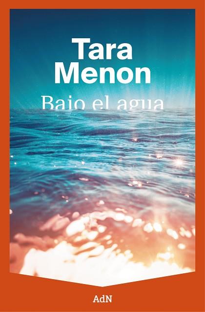 BAJO EL AGUA | 9791387596590 | MENON, TARA | Llibres Parcir | Llibreria Parcir | Llibreria online de Manresa | Comprar llibres en català i castellà online
