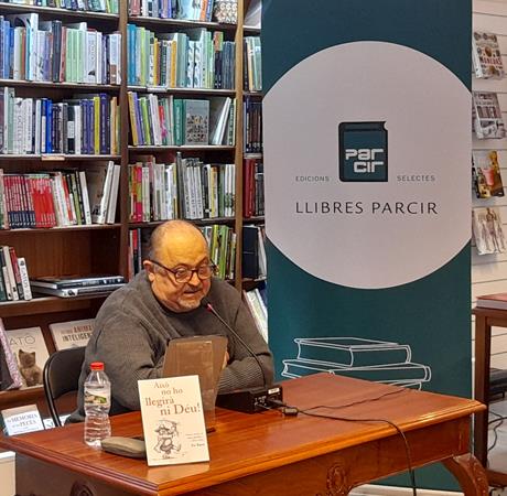 L'última i la primera | Llibres Parcir | Llibreria Parcir | Llibreria online de Manresa | Comprar llibres en català i castellà online