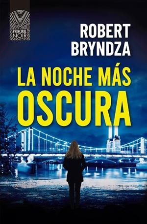 LA NOCHE MÁS OSCURA | 9788418216312 | BRYNDZA, ROBERT | Llibres Parcir | Llibreria Parcir | Llibreria online de Manresa | Comprar llibres en català i castellà online