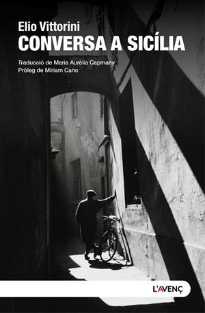 CONVERSA A SICÍLIA | 9788418680687 | VITTORINI, ELIO | Llibres Parcir | Llibreria Parcir | Llibreria online de Manresa | Comprar llibres en català i castellà online